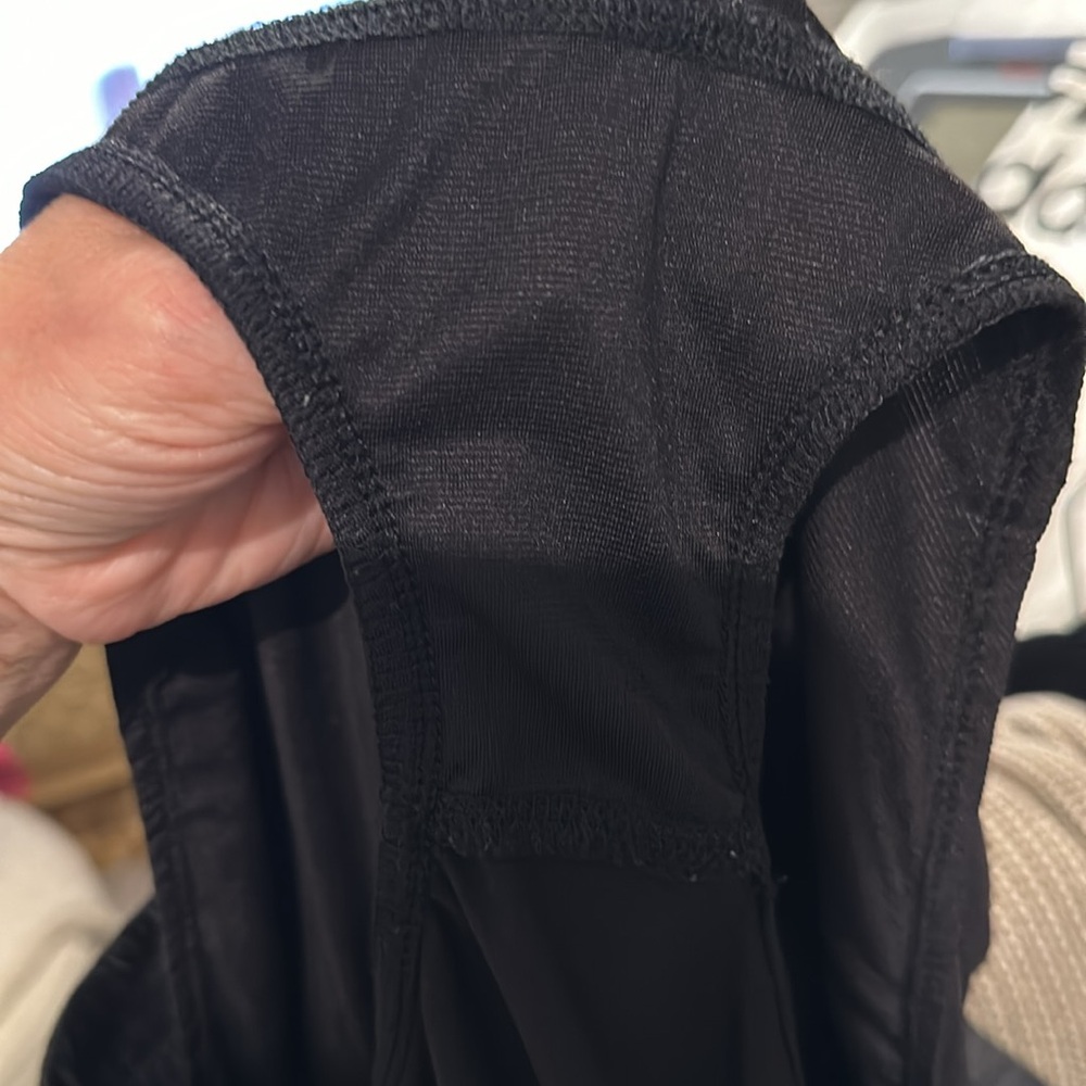 Shorts - Picture 6 of 6